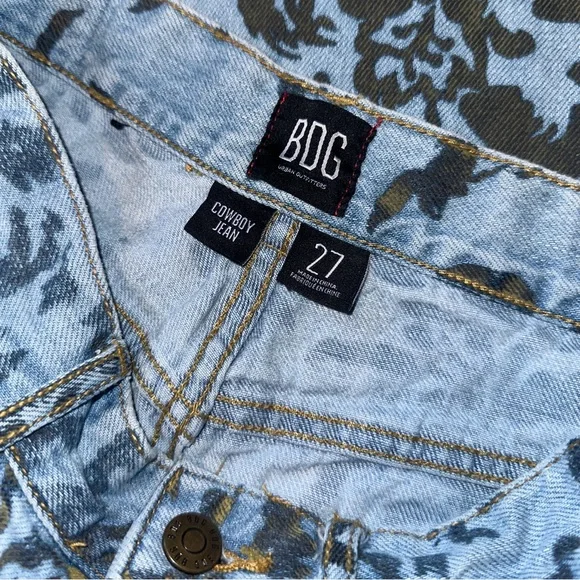 Urban Outfitters BDG High-Waisted Cowboy Jean Flocked Denim Straight Leg Size 27 - Picture 10 of 11